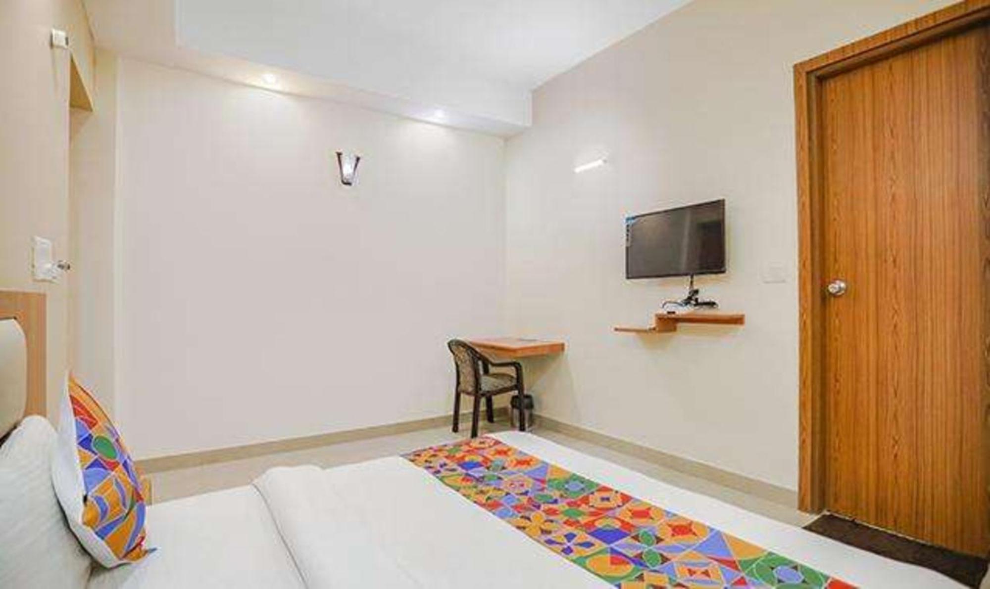Fabhotel Royal Stay I Greater Noida Luaran gambar