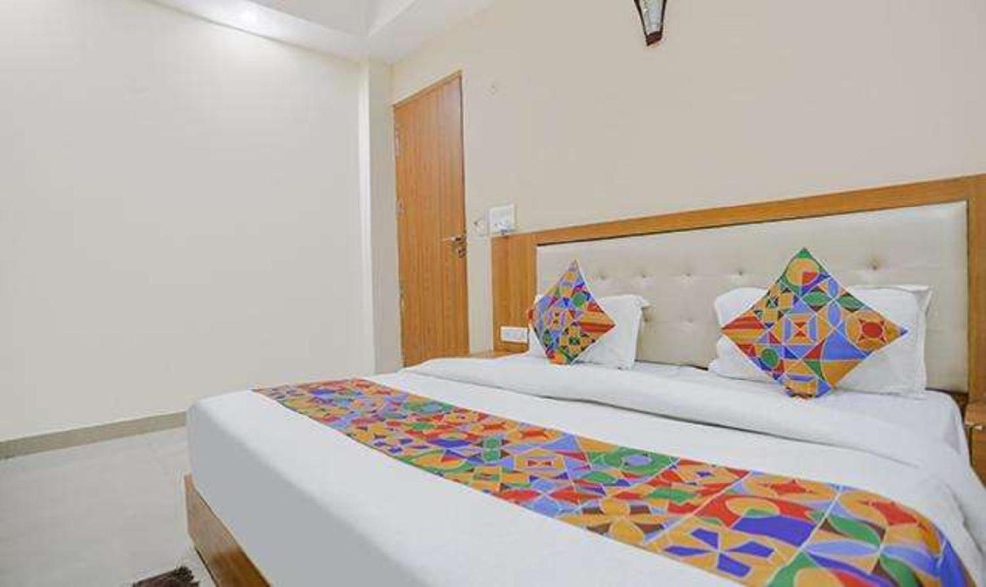 Fabhotel Royal Stay I Greater Noida Luaran gambar