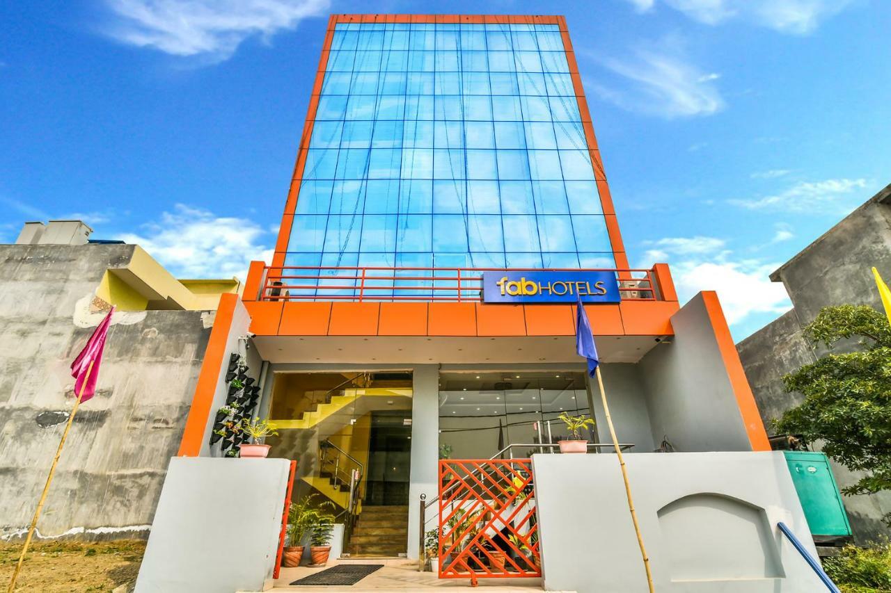 Fabhotel Royal Stay I Greater Noida Luaran gambar